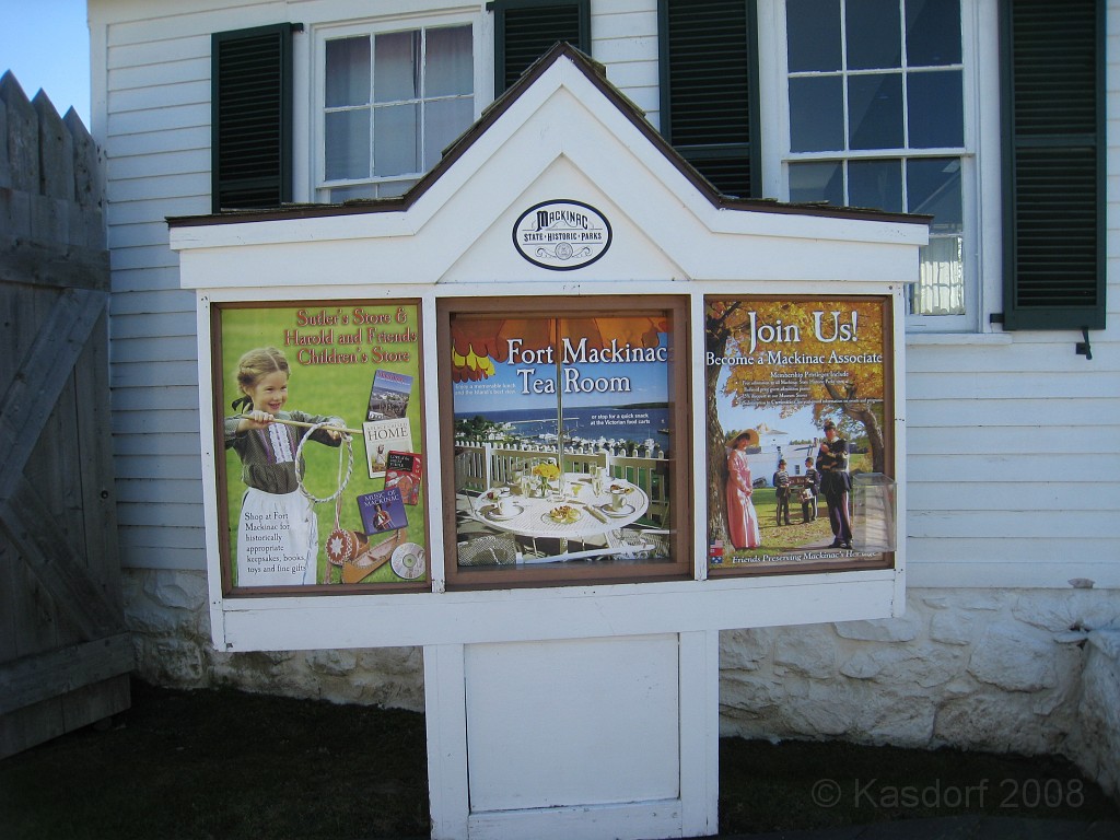 Mackinaw Island Area May 2008 0859.jpg - May 24 2008 a trip to Mackinac City for a 5 M race and a visit to Mackinac Island. A day to the UP, Paradise, Whitefish Point and Tahquamen Falls. This was followed by trips to Petoskey and Charlevoix.